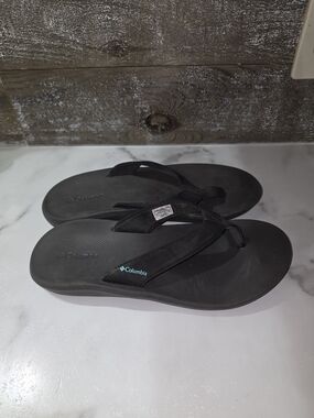 Columbia Black Flip Flop Sandals